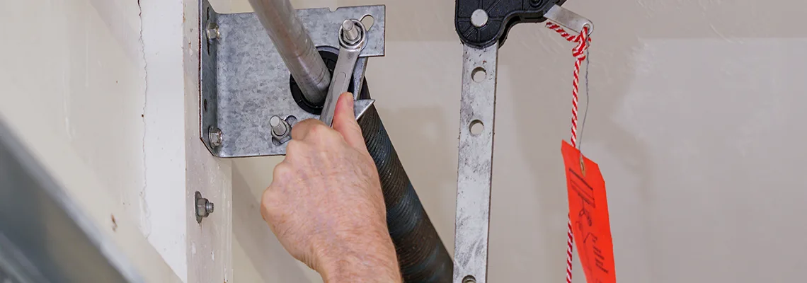 Fix Residential Garage Door in Welland, Ontario