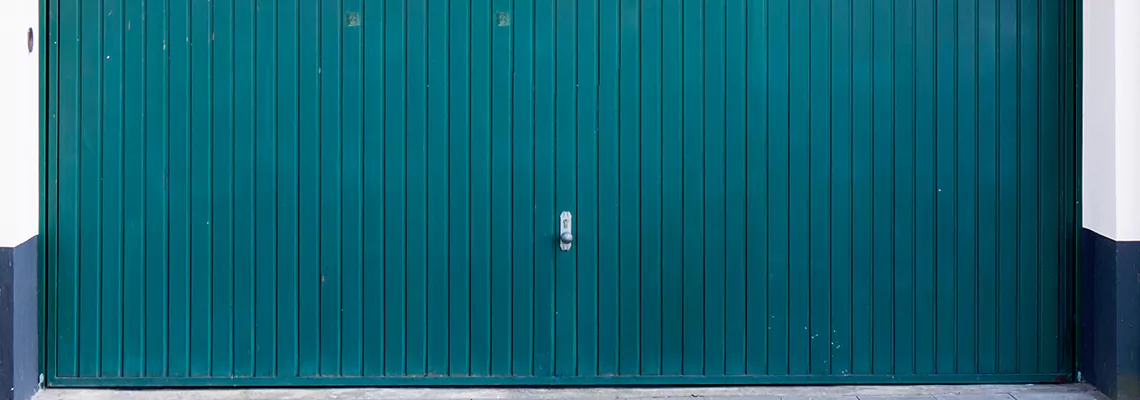 Vinyl Garage Doors Repair Specialists in Welland, ON