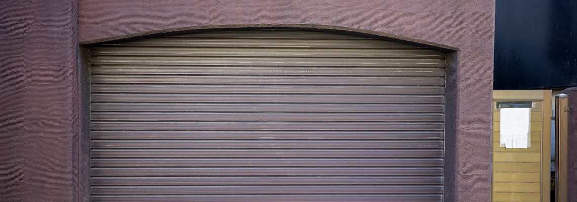 Fallen Garage Door Worn Rollers Replacement in Welland, Ontario